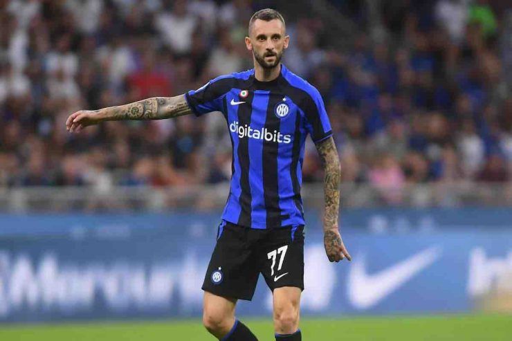 Calciomercato Inter, il Barcellona pronto ad affari da 100 milioni: due colpi e la suggestione Brozovic