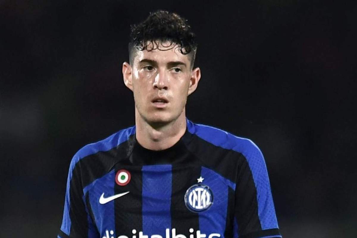 Bastoni via a zero dall'Inter?