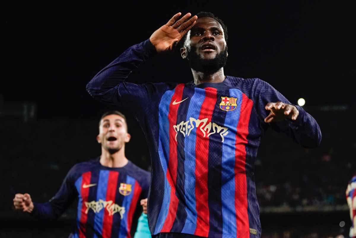 Kessié lontano dal Barcellona, all'Inter si uniscono club di Premier