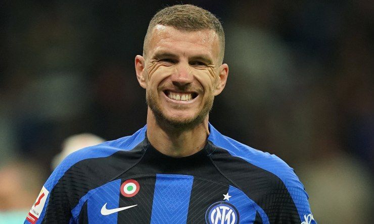 Il rinnovo tra Dzeko e l'Inter resta ancora la soluzione più plausibile