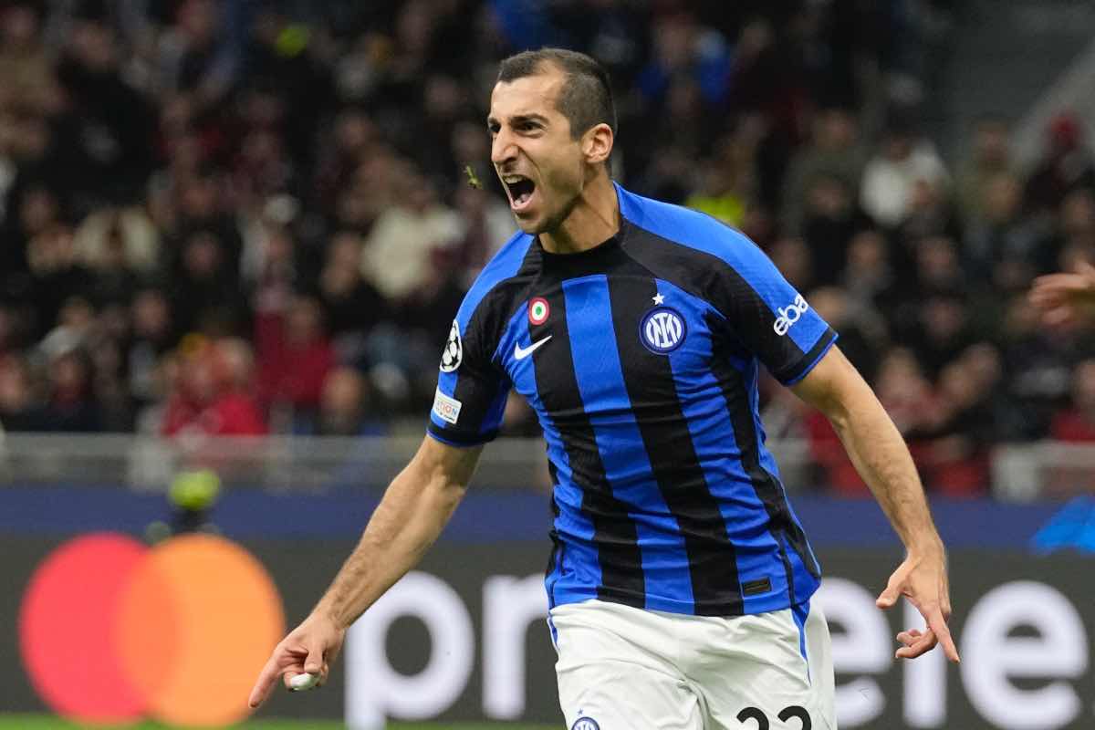 Recupero lampo per Mkhitaryan, spinge per la presenza contro il City