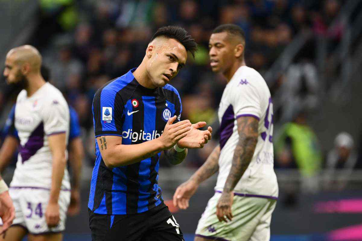 Lautaro incompatibile con Retegui
