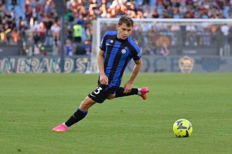 Barella tra Chelsea e Liverpool, Carragher suggerisce l'acquisto