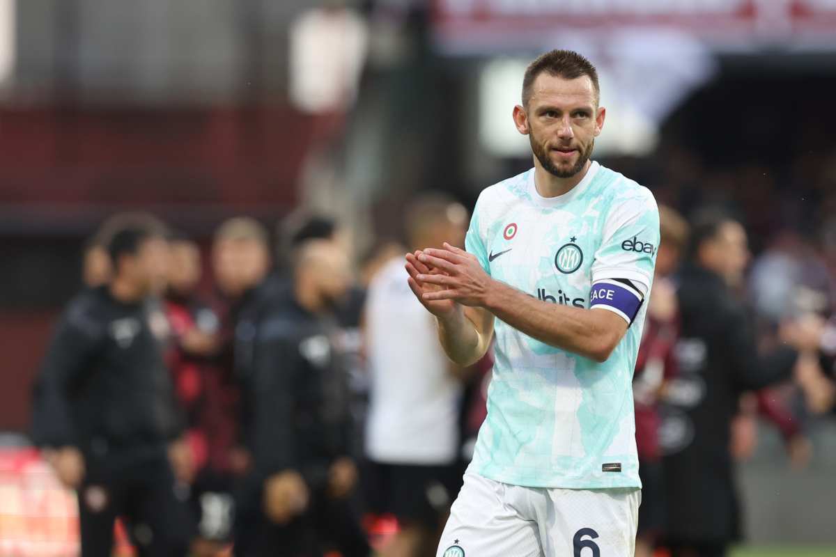 Rinnovo con l'Inter, de Vrij allo scoperto