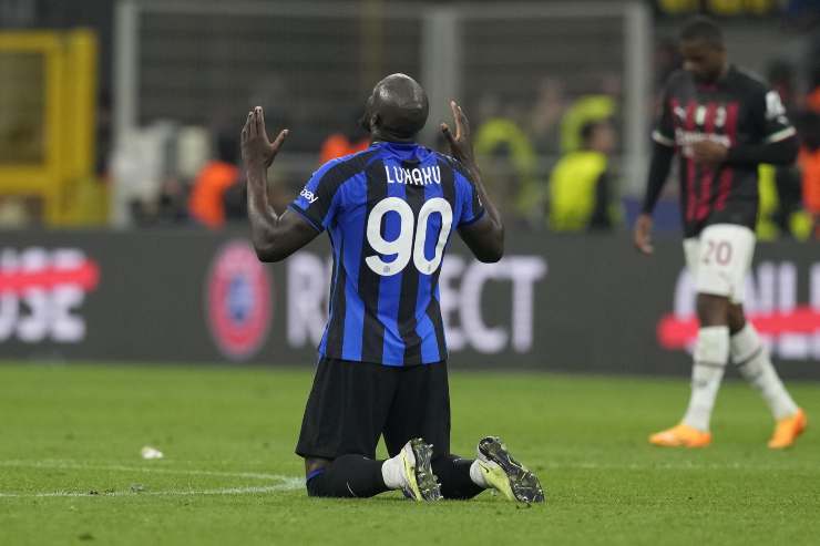 Lukaku bloccato a Londra