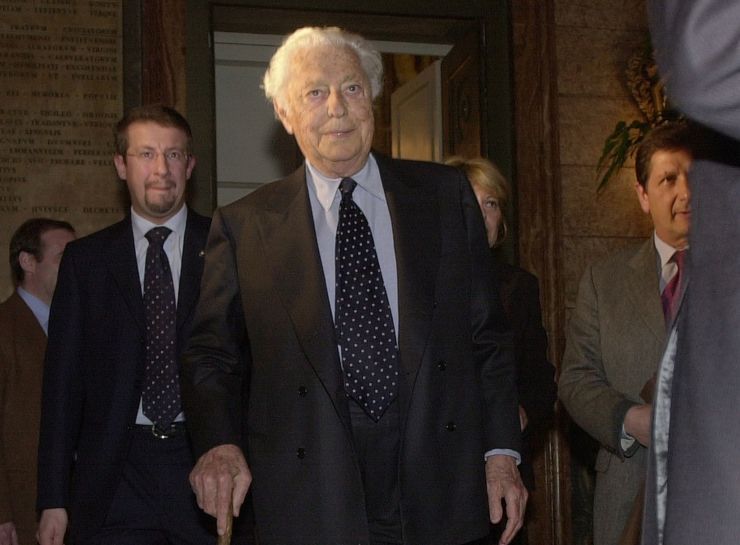 La famiglia Agnelli cede la Juventus?