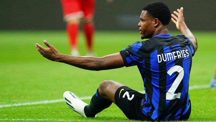 L'Inter cederebbe Dumfries a gennaio solo per 50 milioni