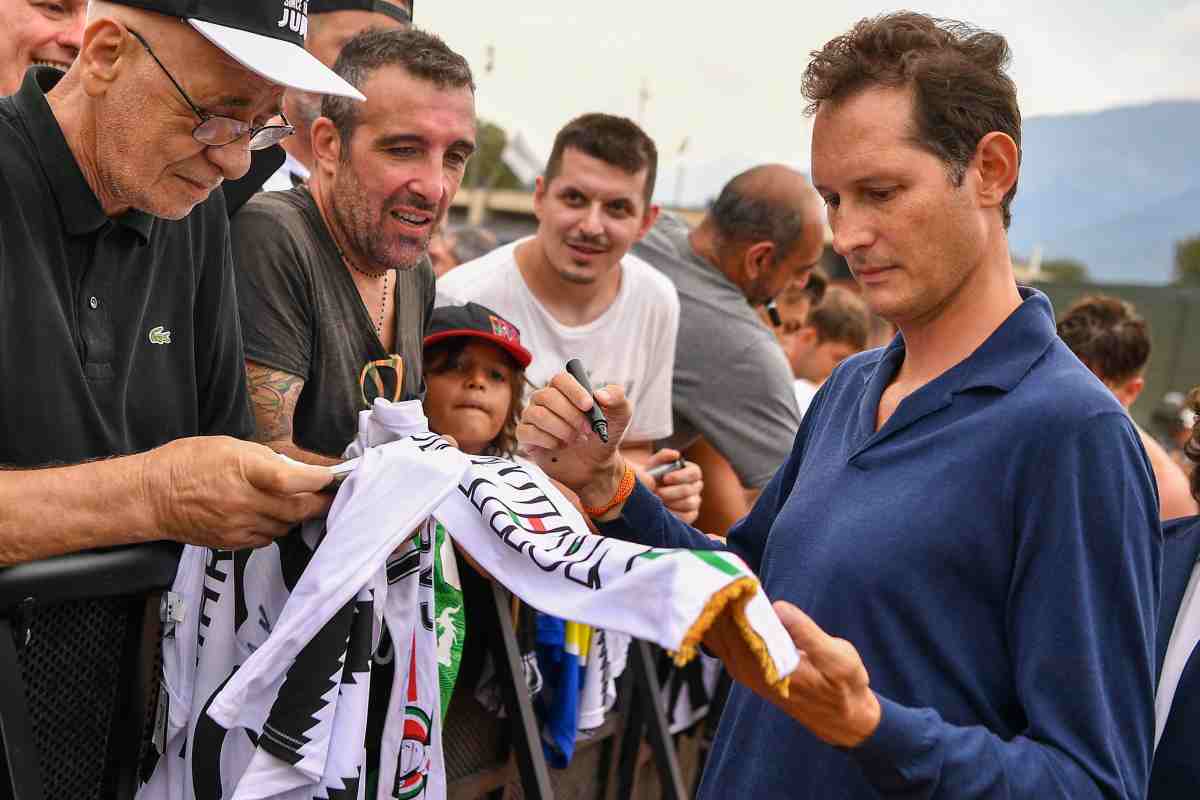 Elkann: Juve in vendita?
