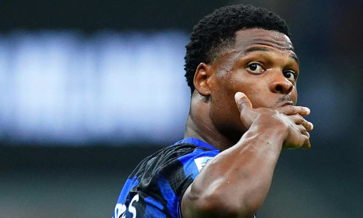 Il Chelsea potrebbe provarci a gennaio per Dumfries offrendo soldi più Broja