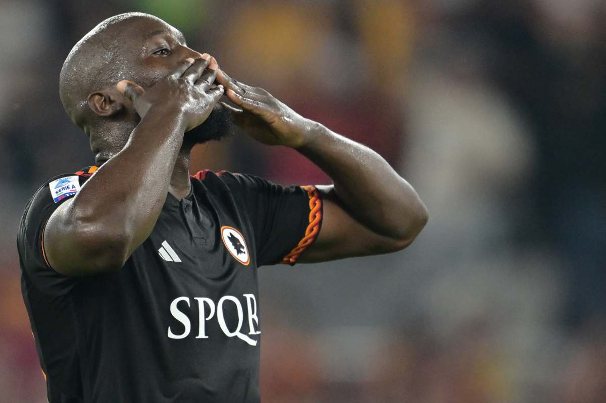 Lukaku: trattava già con Milan e Juve da inizio maggio