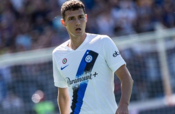 Pavard titolare contro il Benfica 