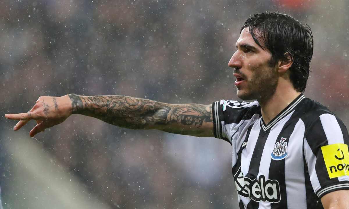 Tonali e la squalifica di 10 mesi: il Newcastle può riprovarci per Barella