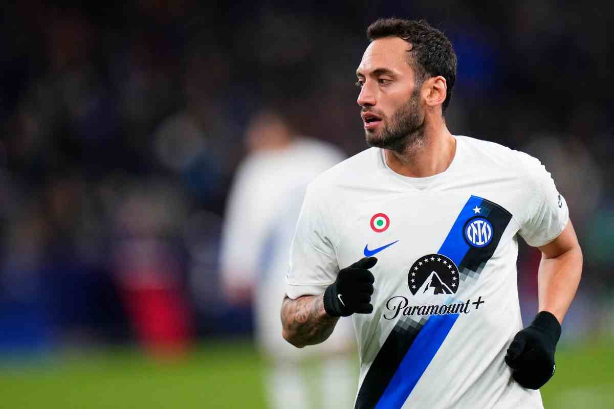 Ravanelli elogia Calhanoglu