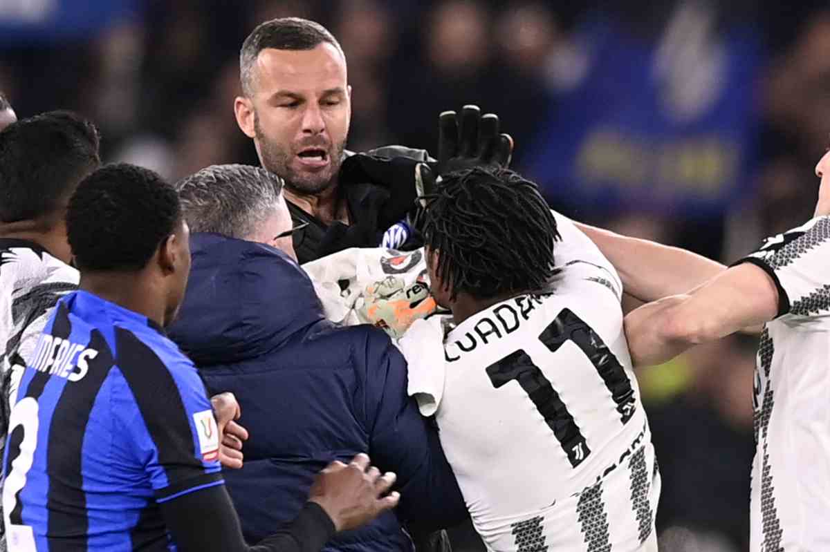 Cuadrado ancora infotunato
