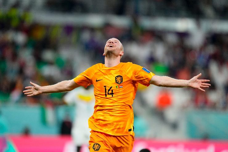 Klaassen non può trasferirsi in Turchia, blocco sul mercato