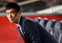 Zhang blinda il management