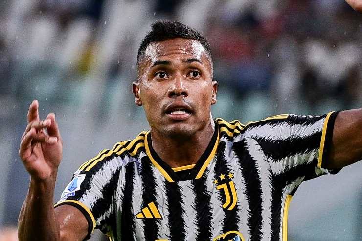 Alex Sandro non rinnova con la Juve
