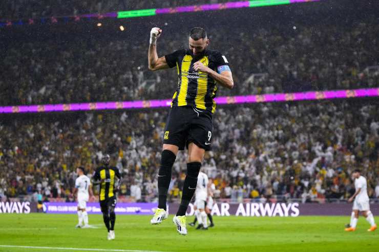 Benzema sta già negoziando la sua partenza con Al-Ittihad