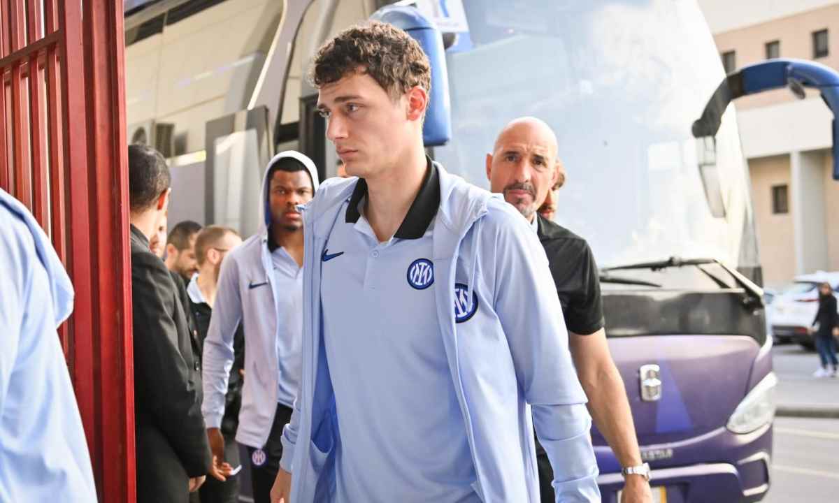 Lite Goretzka-Tuchel in estate per l'addio di Pavard