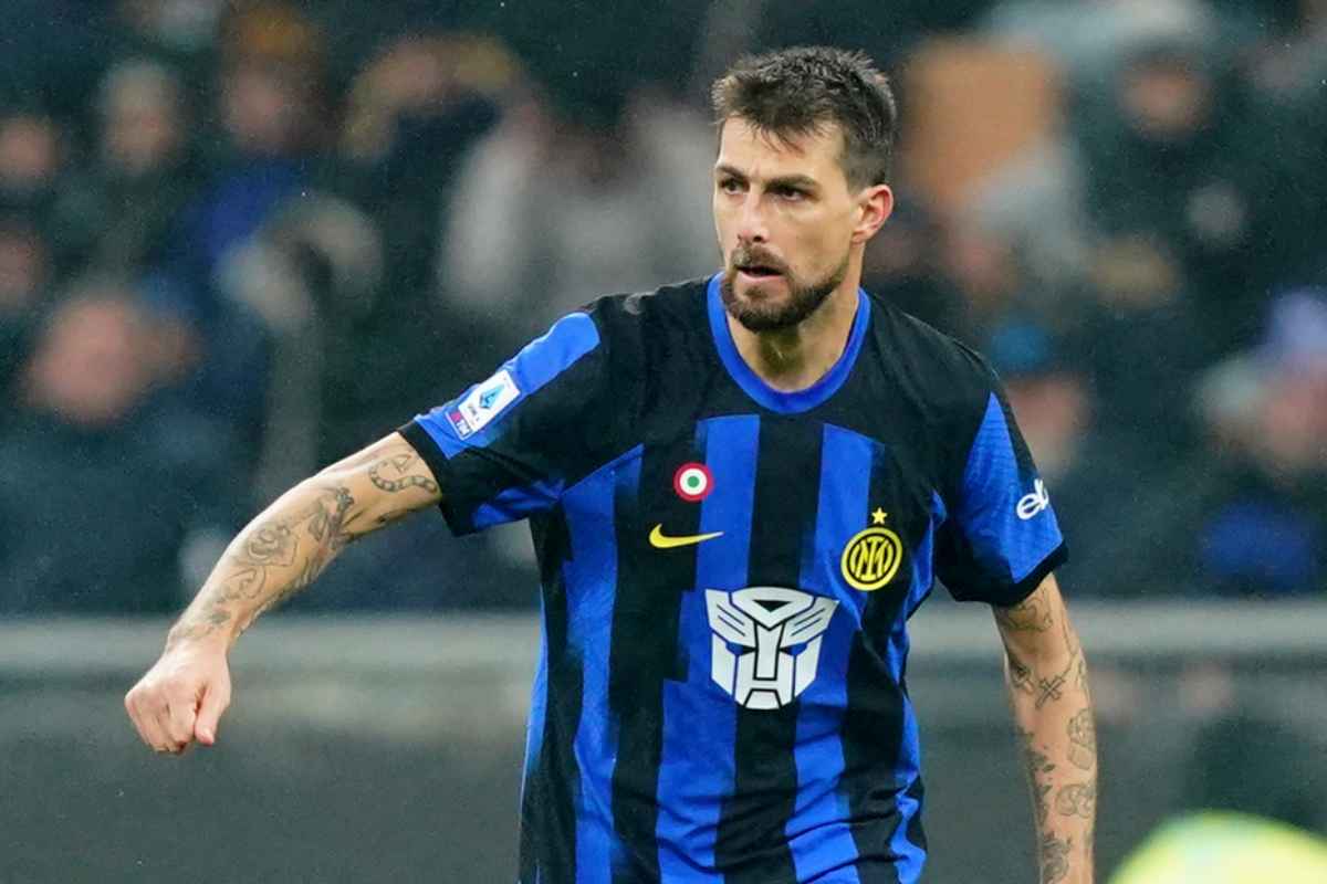 Acerbi rompe il silenzio