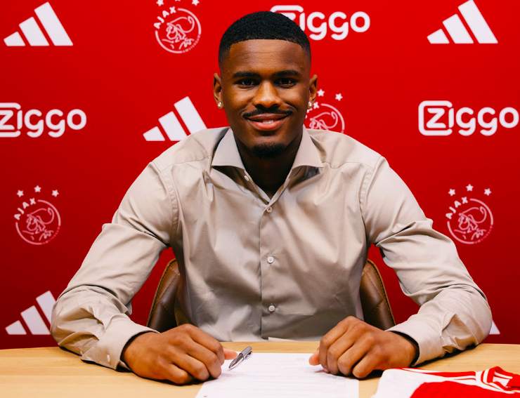 Inter, Hato firma con l'Ajax