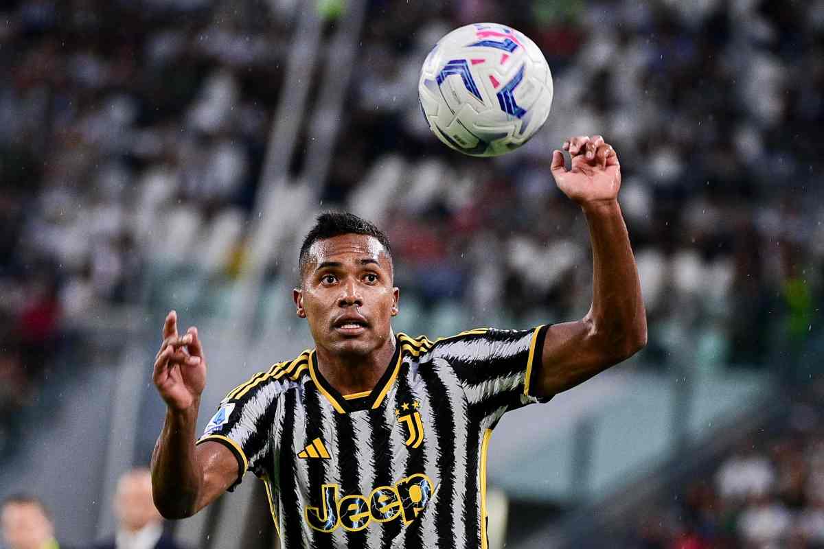 Alex Sandro a zero