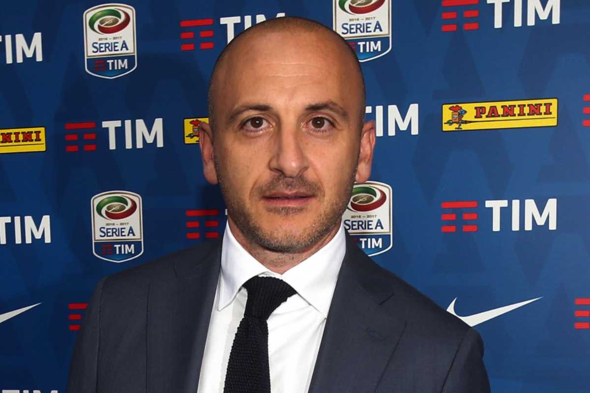 Ausilio valuta un giocatore della Lazio
