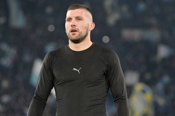 No del Verona a Rebic, idea Inter