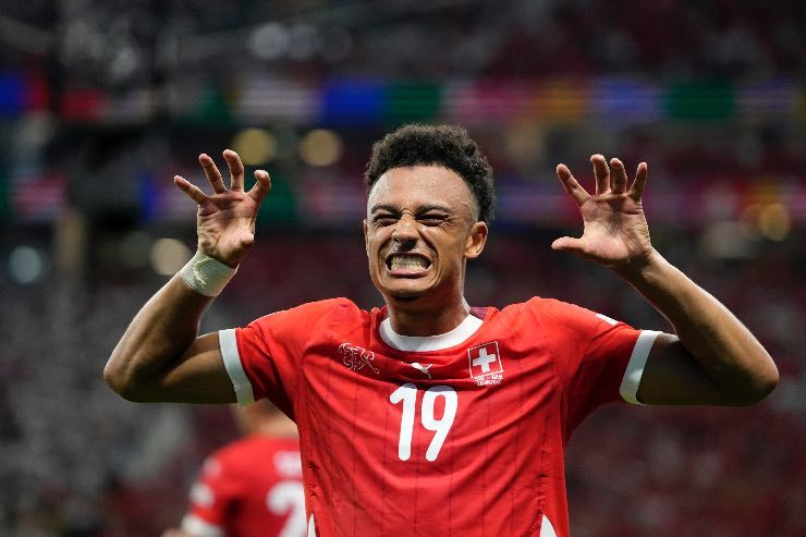 Inter su Ndoye, Baccin avvistato al ritiro della Nazionale Svizzera