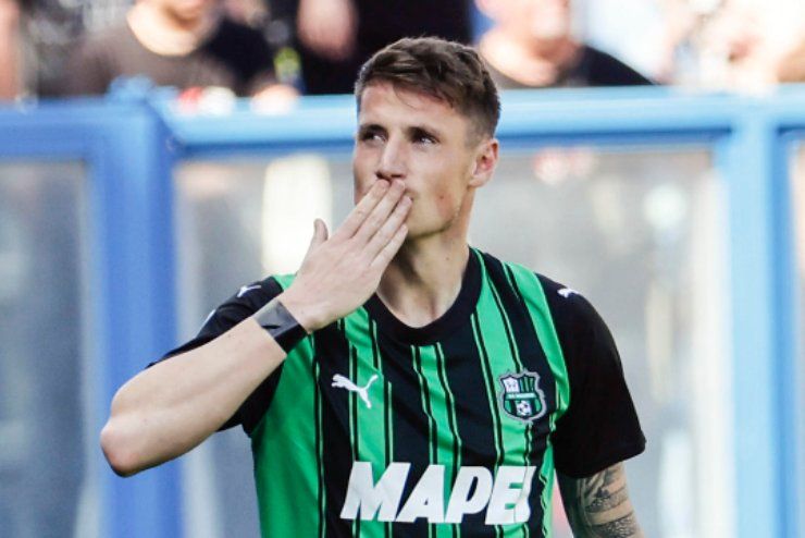 Pinamonti-Inter, la situazione