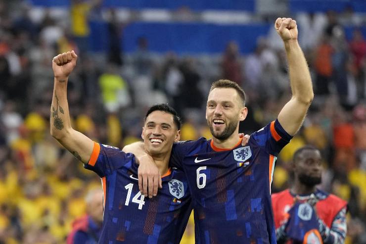 Al-Ittihad al lavoro per de Vrij 