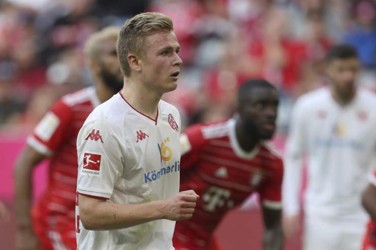 Burkardt in campo con il Mainz