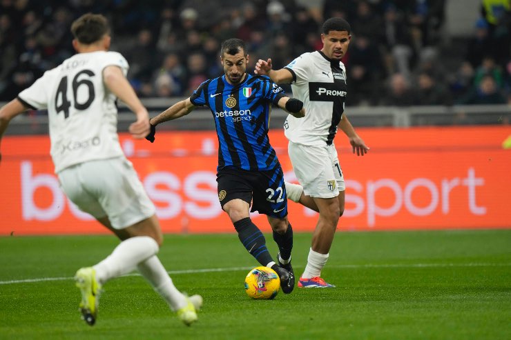 Mkhitaryan migliore contro il Parma, pericolo addio all'Inter