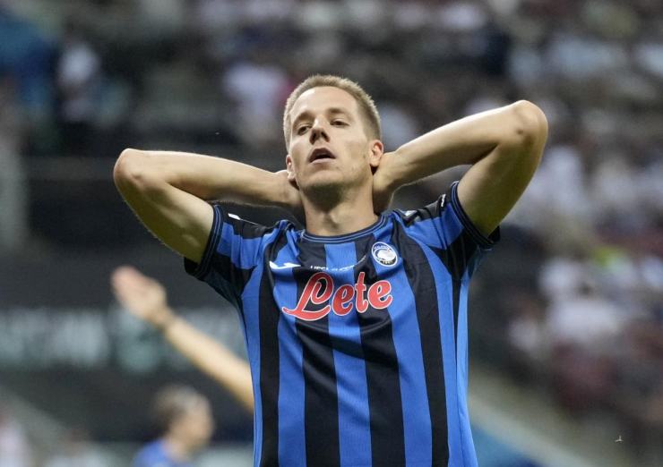 Mario Pasalic si dispera