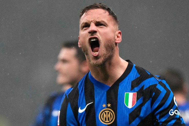 L'esultanza di Arnautovic dopo il gol in Coppa Italia