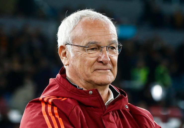 Claudio Ranieri sorridente