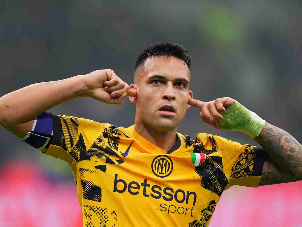 Lautaro esulta dopo una rete