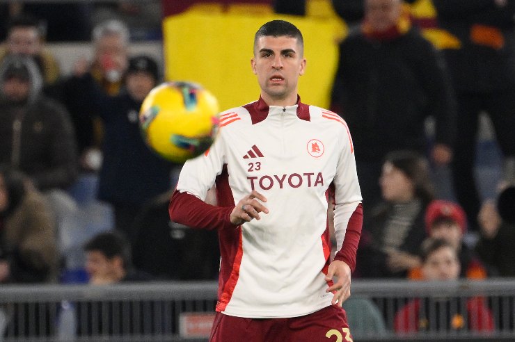 Gianluca Mancini in azione con la maglia della Roma