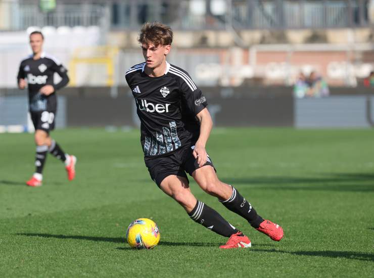 Nico Paz durante una partita