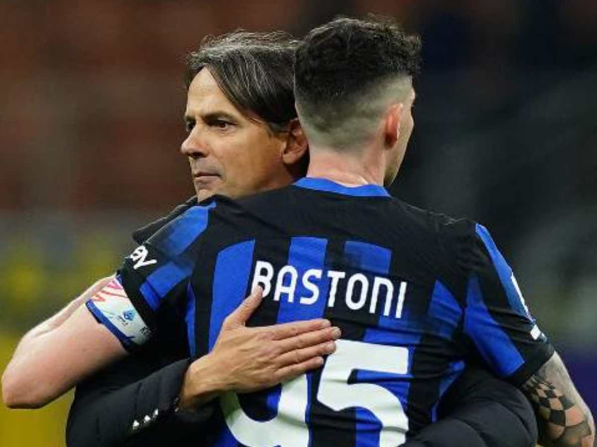 Inzaghi abbraccia Alessandro Bastoni