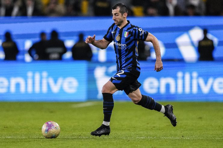 Henrikh Mkhitaryan in azione 