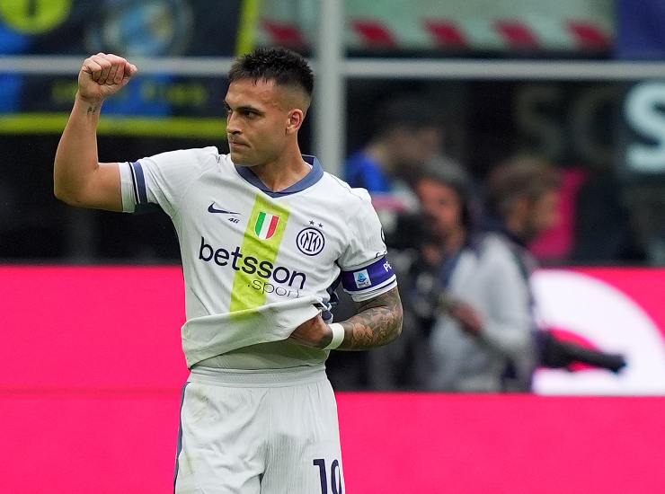 Lautaro esulta dopo il gol