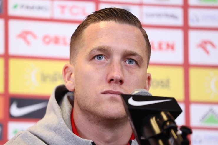 Piotr Zielinski in conferenza stampa