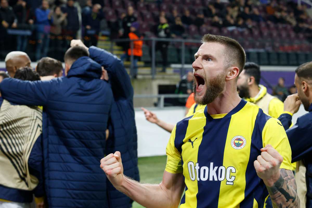 L'esultanza di Milan Skriniar dopo il gol