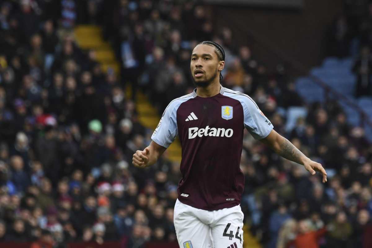 Boubacar Kamara centrocampista dell'Aston Villa