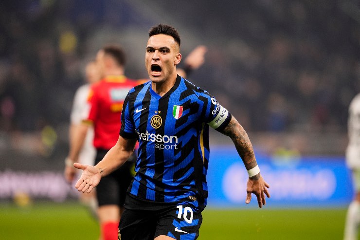 Lautaro esulta
