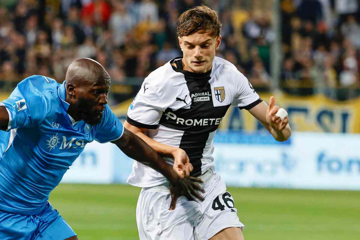 Giovanni Leoni marca Lukaku