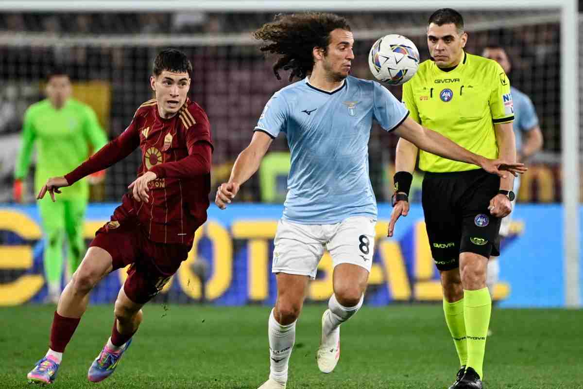 Mateo Guendouzi in azione nel derby