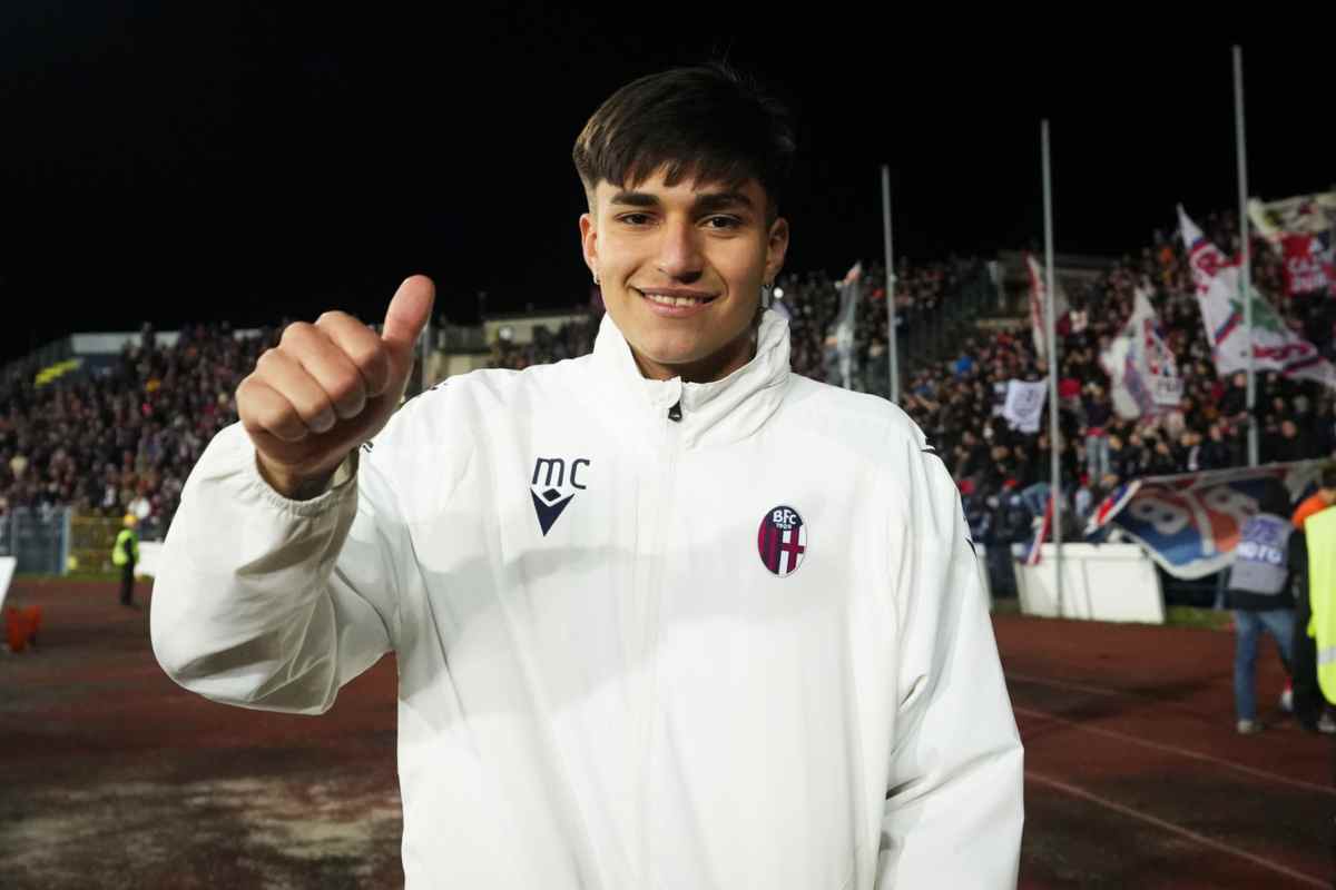 Castro sorride