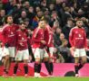 Bruno Fernandes esulta con i compagni del Manchester United